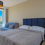 Maresole Beachfront Bed & Breakfast 3*