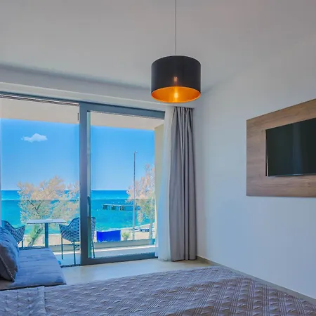 Maresole Beachfront *