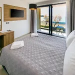 Maresole Beachfront Bed & Breakfast Porec