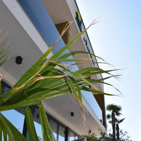 Maresole Beachfront Nocleg ze śniadaniem