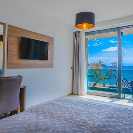 Bed & Breakfast Maresole Beachfront 3*