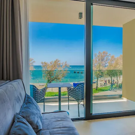 Maresole Beachfront
