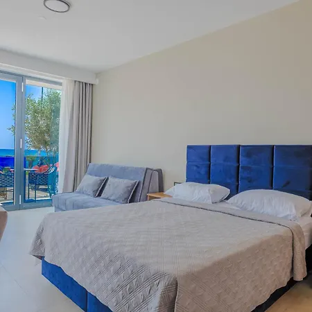 Nocleg ze śniadaniem Maresole Beachfront 3*